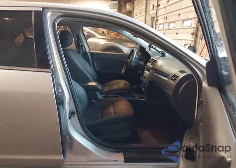 2011 Ford Fusion Se from USA, damaged, VIN 3FAHP0HA6BR260326